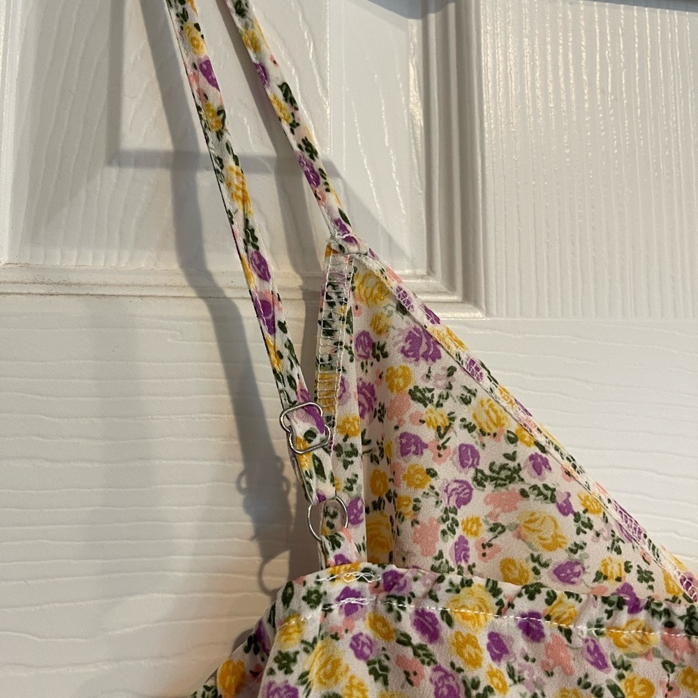 Cupshe Brisa V-Neck Adjustable Straps Slip Dress - Picture 2 of 15